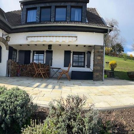 Eifel Landhaus Panoramablick Unter Der Burg Olbrueck Mit Sauna Hottub Grosser Terrasse Und Garten Ideal Fuer Familien Niederdurenbach Luaran gambar